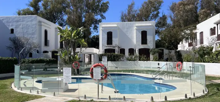 Продажа таунхауса в New Golden Mile 1