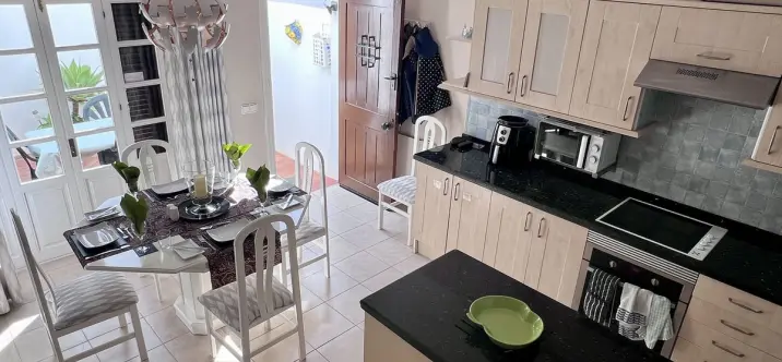 Продажа таунхауса в New Golden Mile 2