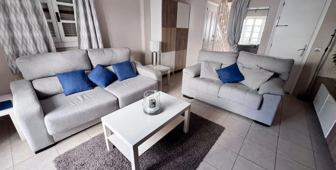 Продажа таунхауса в New Golden Mile 10