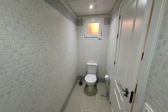 Image 6 thumb