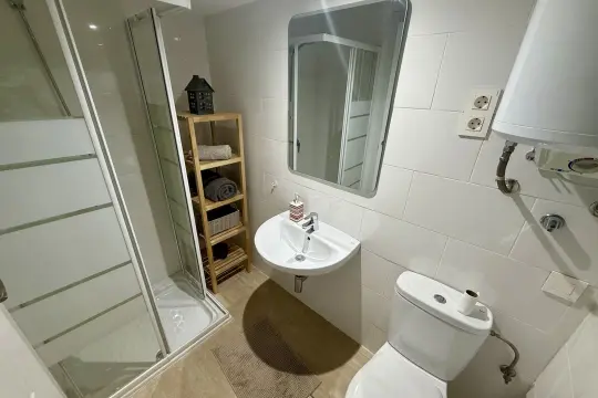 Image 8 thumb