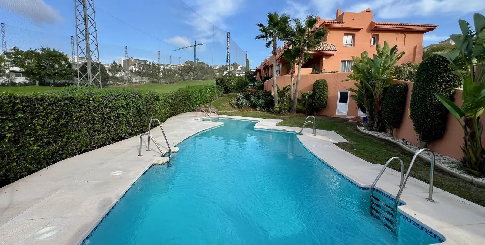 Venta de adosado en Cabopino 31