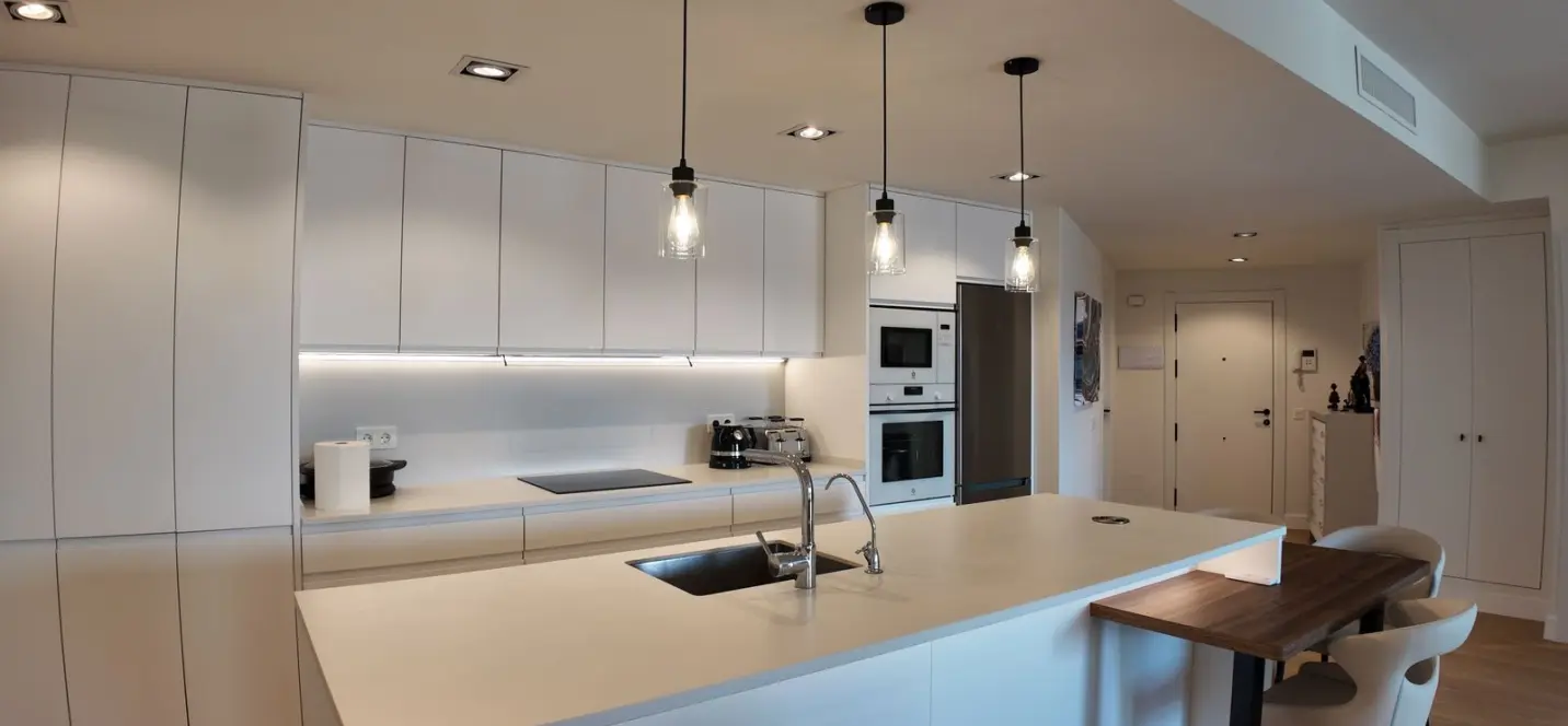 Venta de apartamento en planta media en San Pedro de Alcántara 4