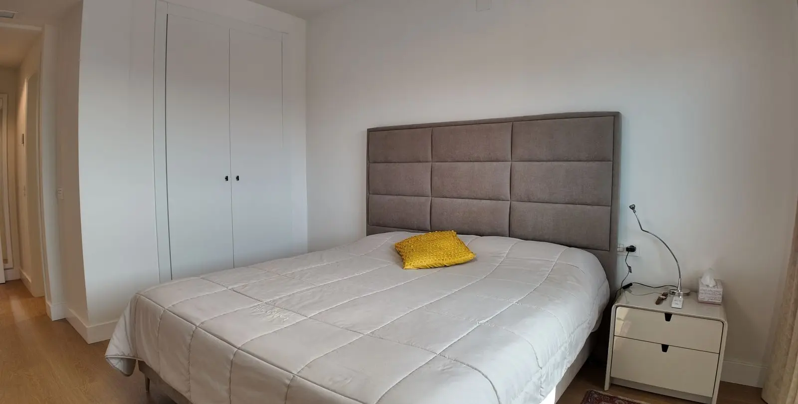 Sale of middle floor apartment in San Pedro de Alcántara 20