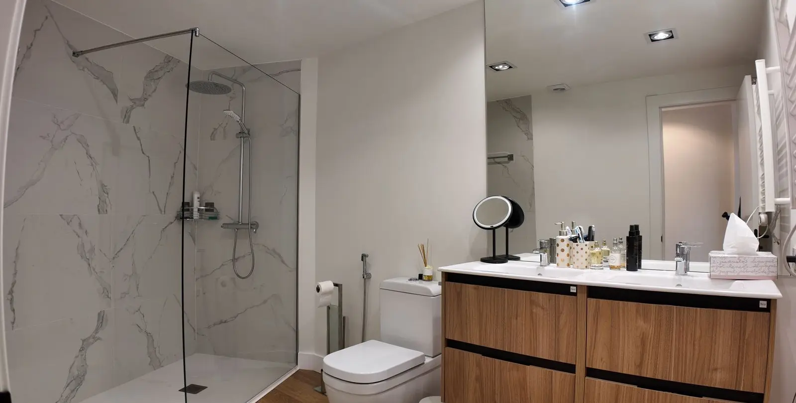 Sale of middle floor apartment in San Pedro de Alcántara 26