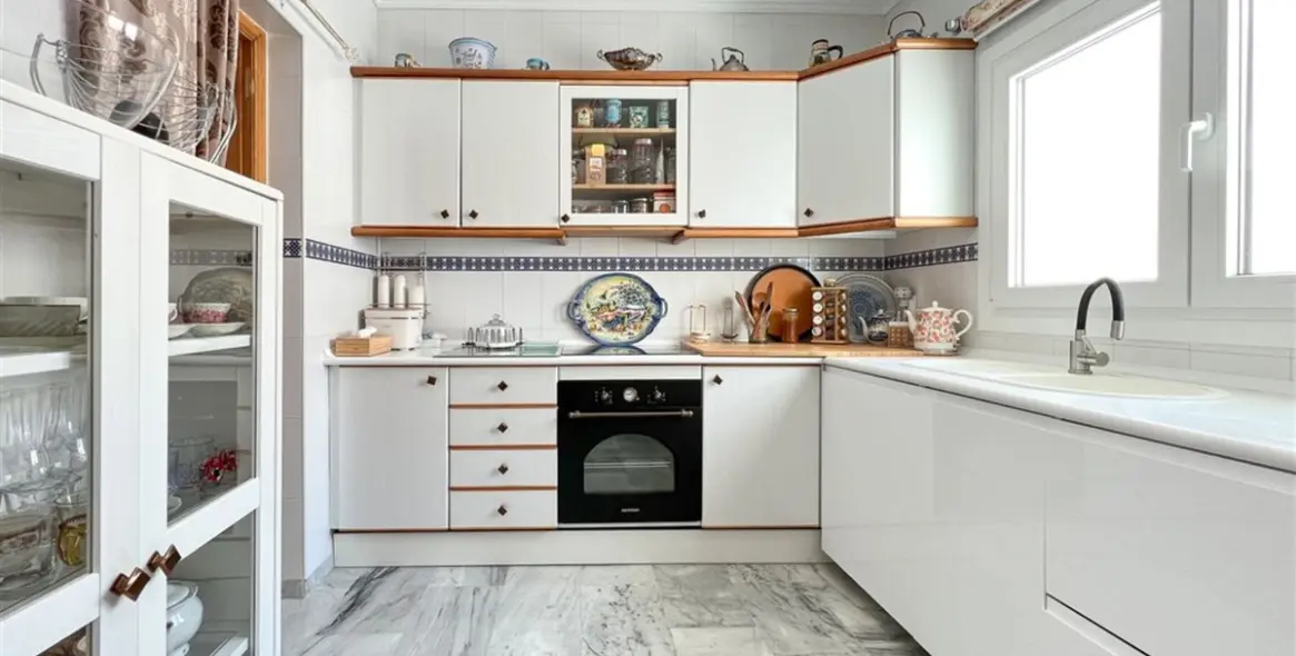 Продажа таунхауса в Calahonda 8