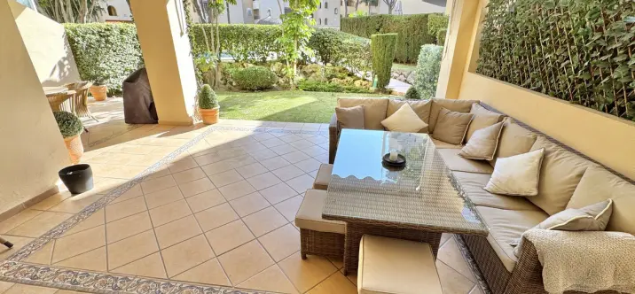 Продажа апартаментов на первом этаже в Elviria 2