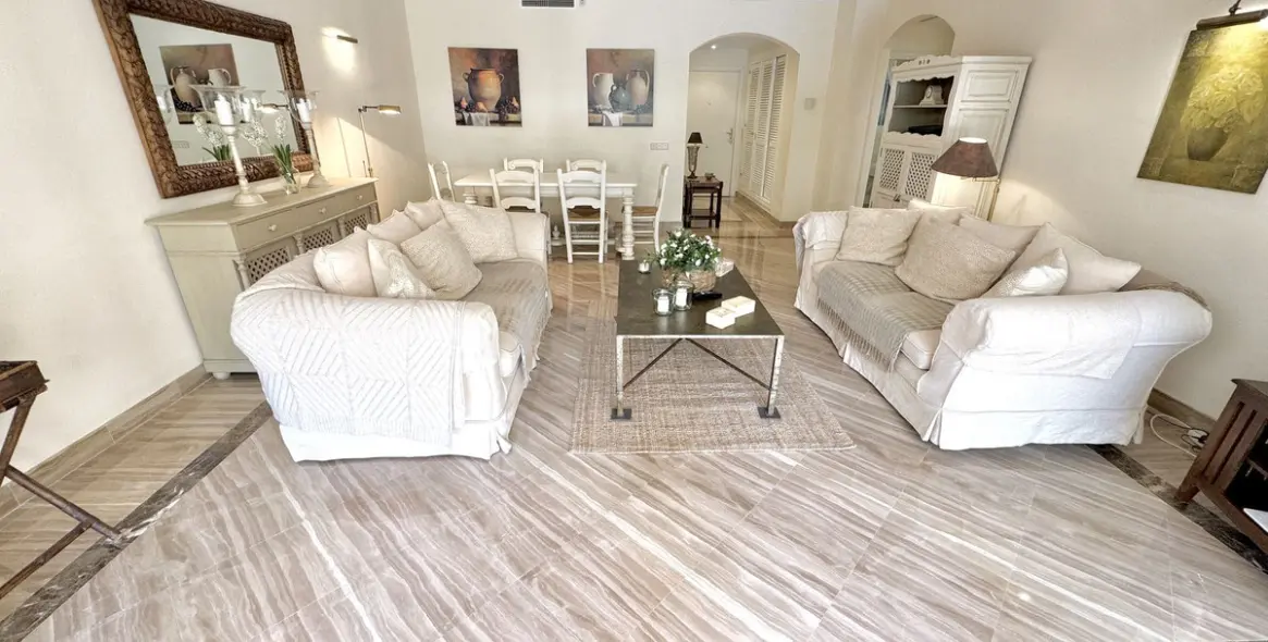 Venta de apartamento en planta baja en Elviria 6