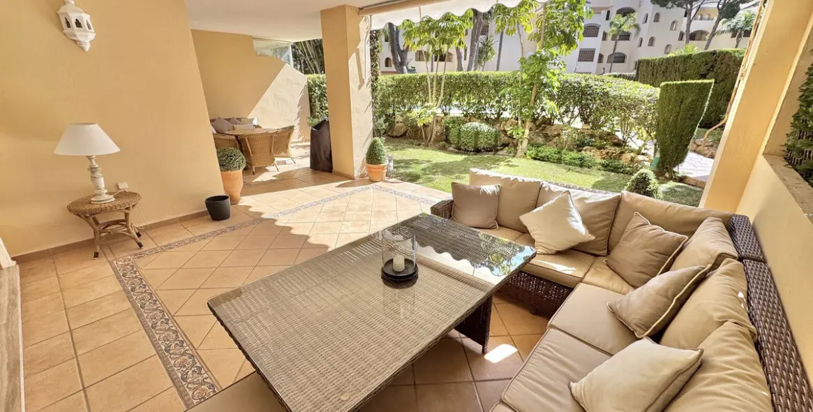 Venta de apartamento en planta baja en Elviria 19