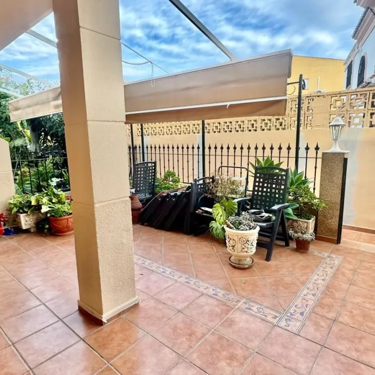 Sale of townhouse in Montemar