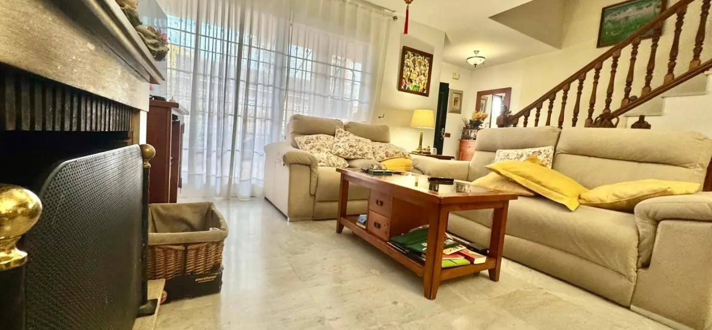 Sale of townhouse in Montemar 4