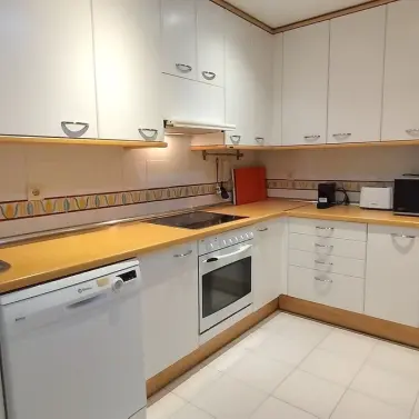 Venta de apartamento en planta media en Costalita