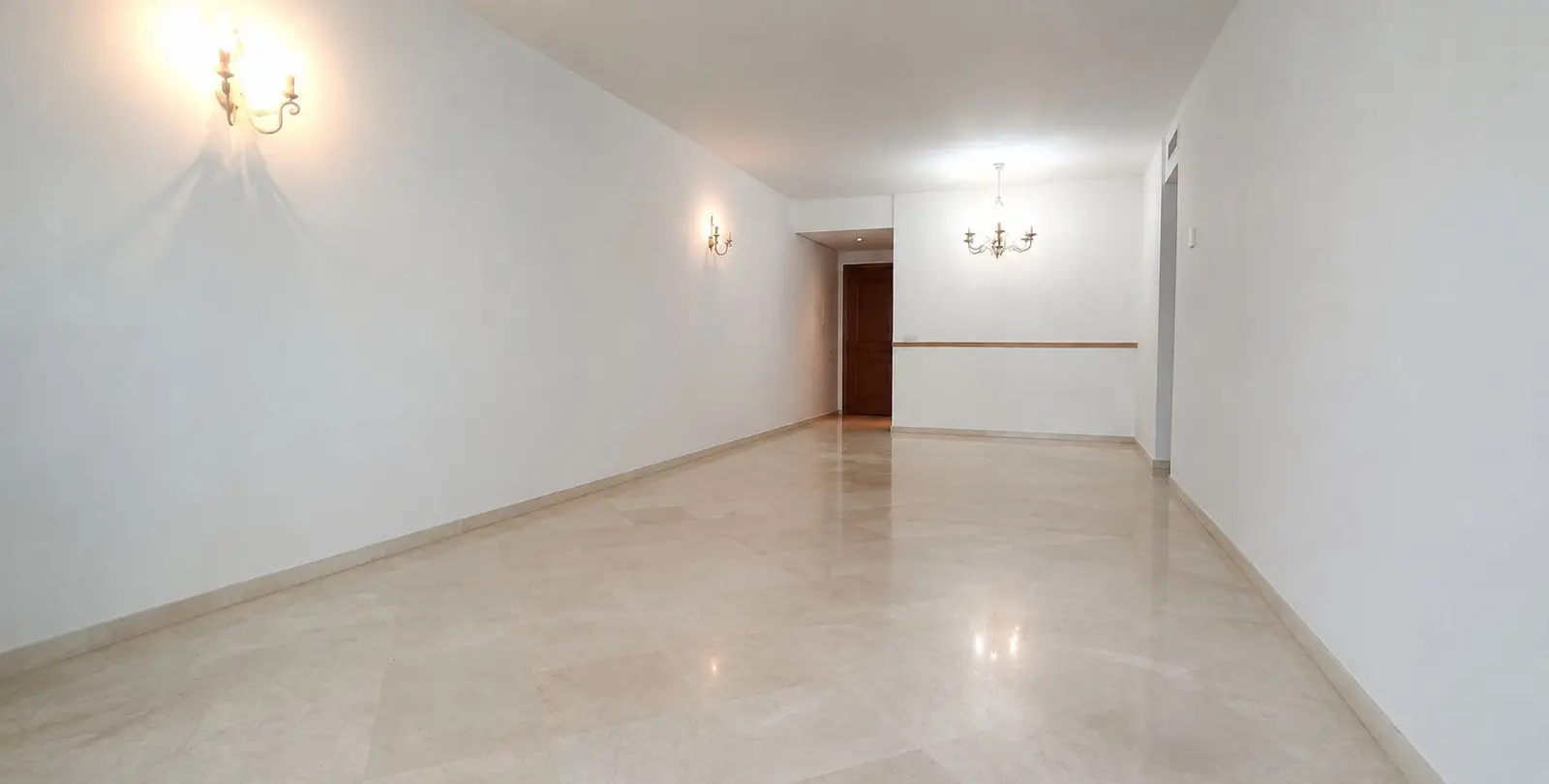 Sale of middle floor apartment in Costalita 29