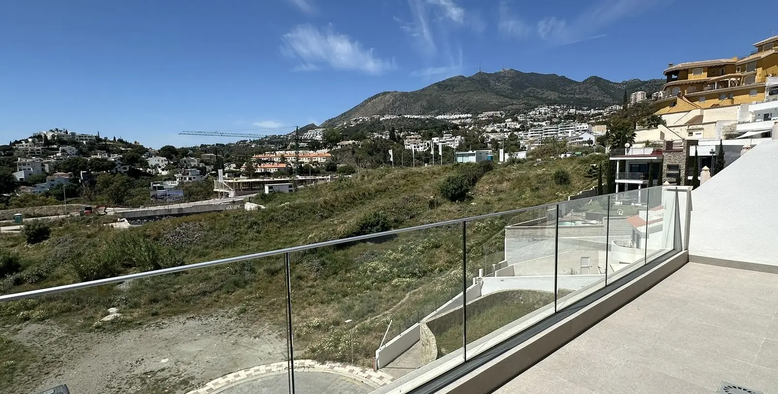 Venta de adosado en Torrequebrada 23