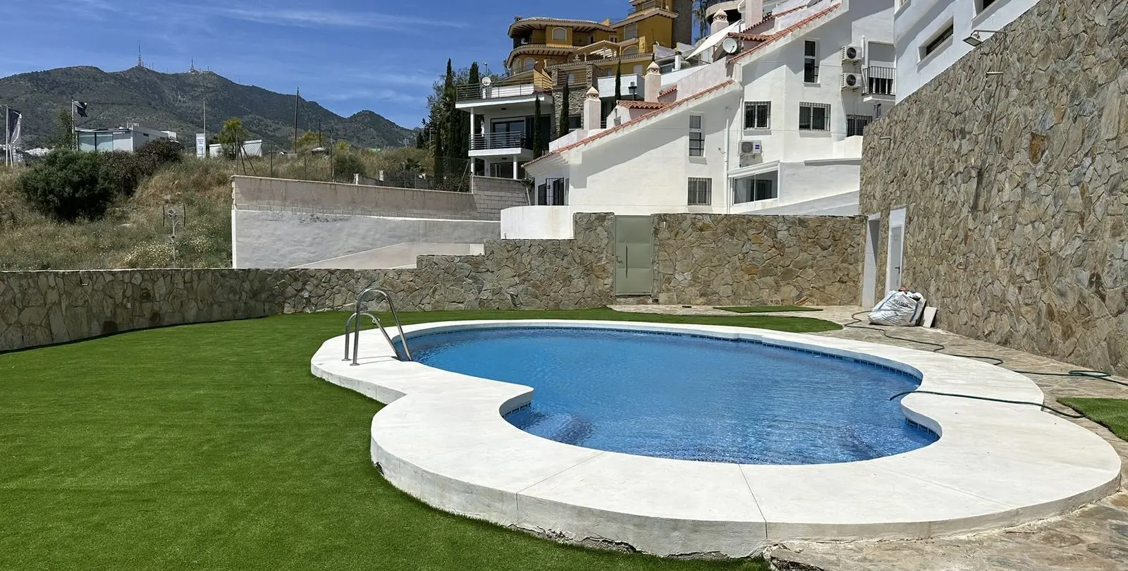 Venta de adosado en Torrequebrada 94