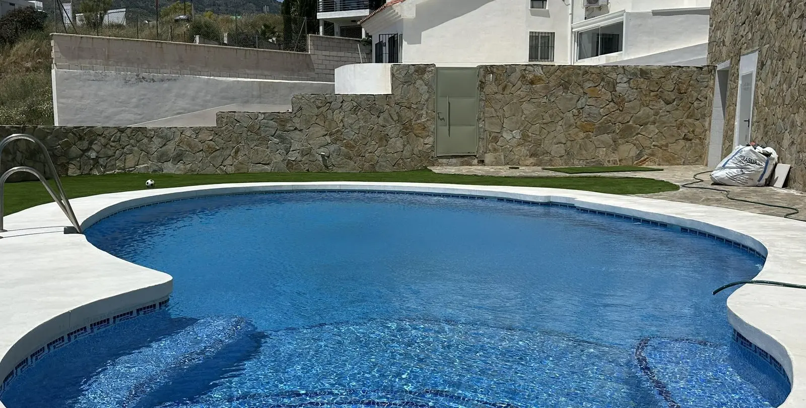 Venta de adosado en Torrequebrada 96
