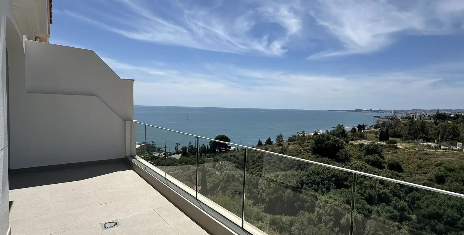 Venta de adosado en Torrequebrada 23