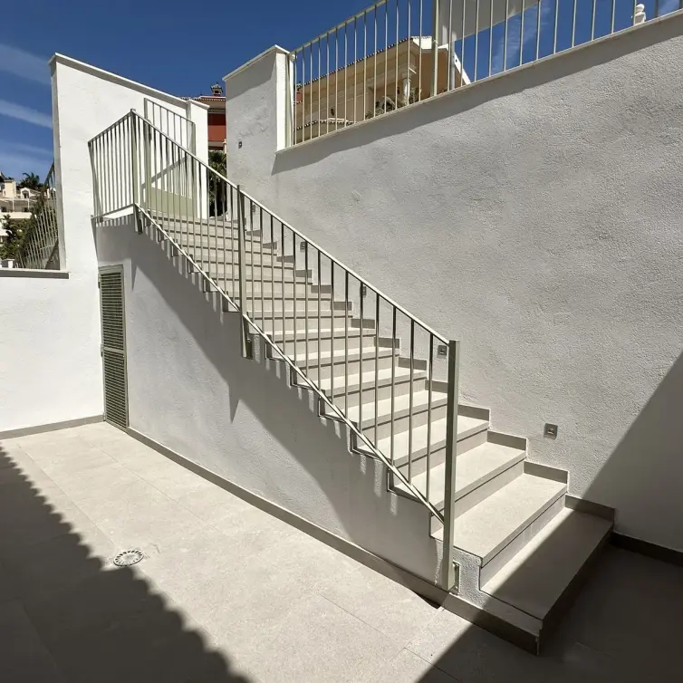 Sale of townhouse in Torrequebrada