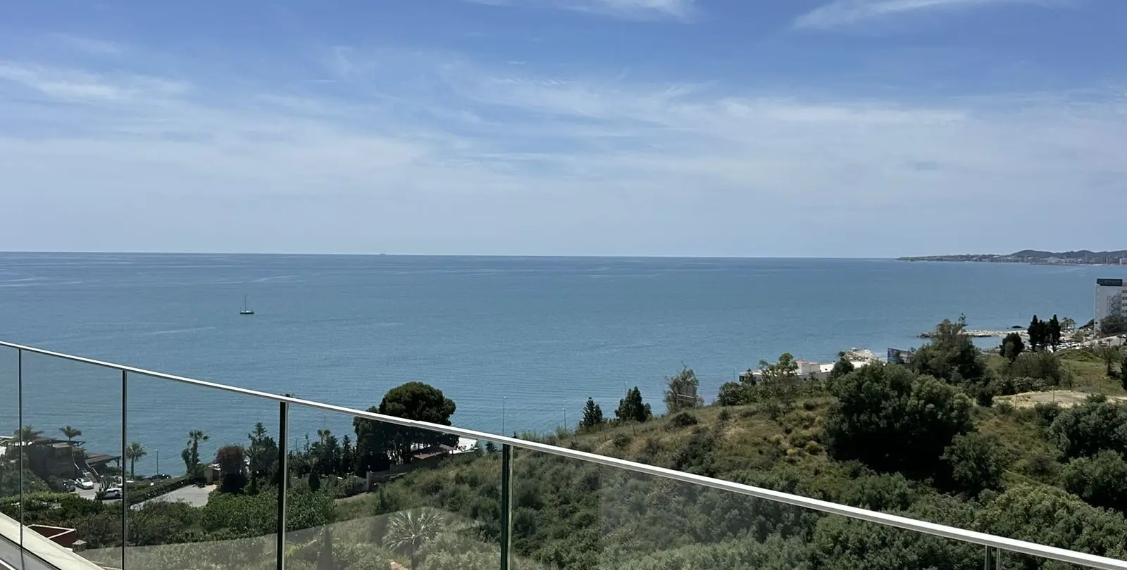 Sale of townhouse in Torrequebrada 24
