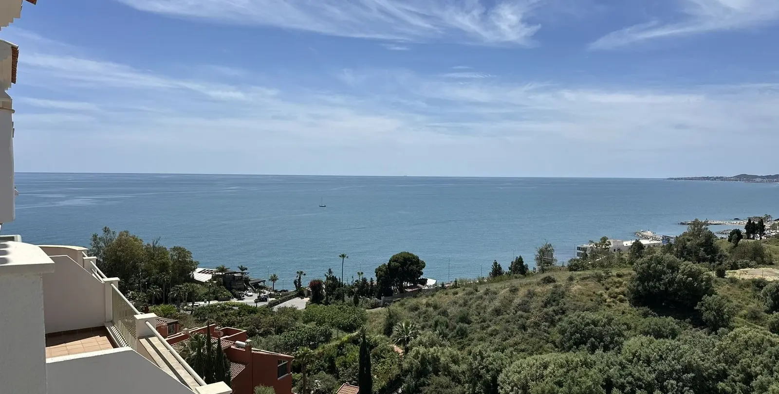 Sale of townhouse in Torrequebrada 42