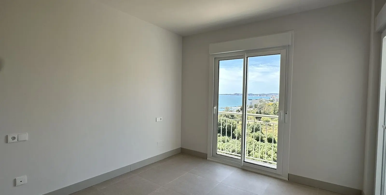 Sale of townhouse in Torrequebrada 58