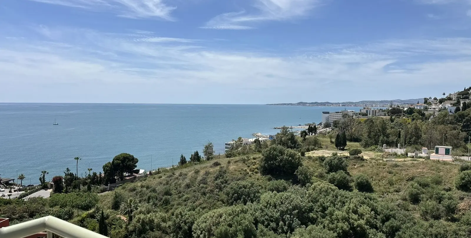 Sale of townhouse in Torrequebrada 62