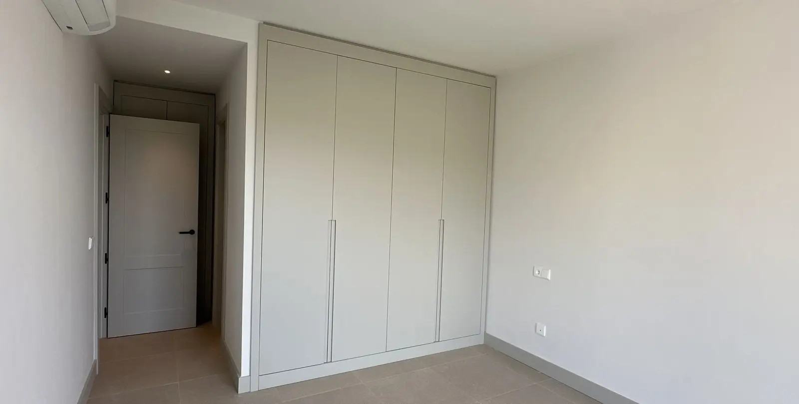 Sale of townhouse in Torrequebrada 63