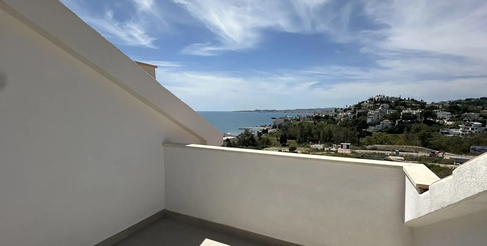 Sale of townhouse in Torrequebrada 75
