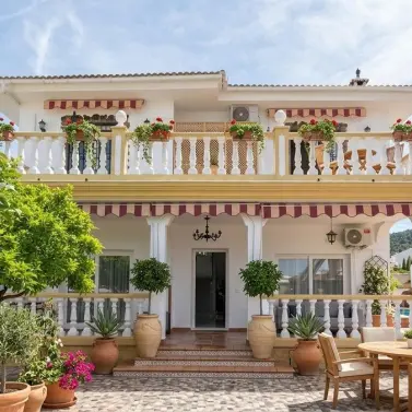 Sale of detached villa in Alhaurín de la Torre