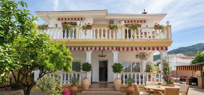 Sale of detached villa in Alhaurín de la Torre 0