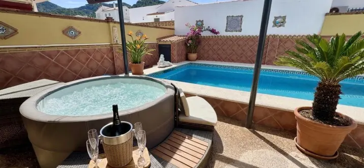 Sale of detached villa in Alhaurín de la Torre 3