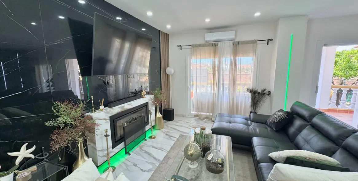 Sale of detached villa in Alhaurín de la Torre 6