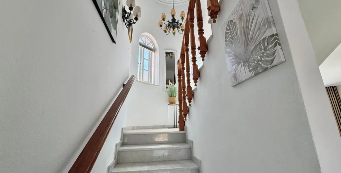 Sale of detached villa in Alhaurín de la Torre 19