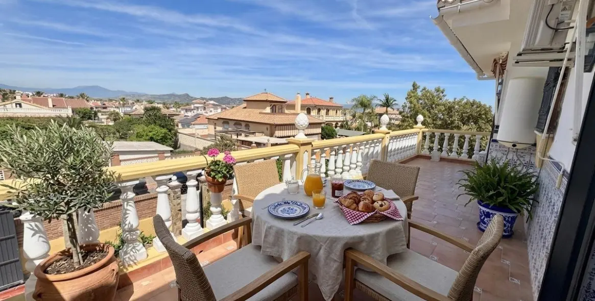 Sale of detached villa in Alhaurín de la Torre 23