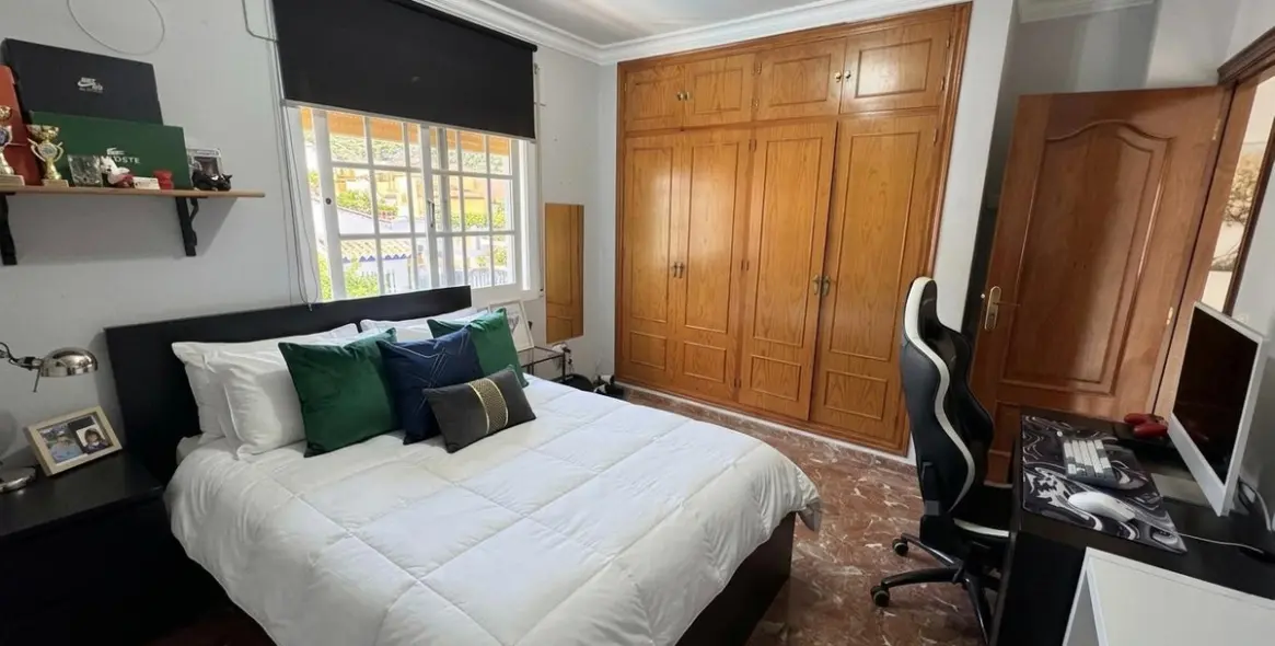 Sale of detached villa in Alhaurín de la Torre 26