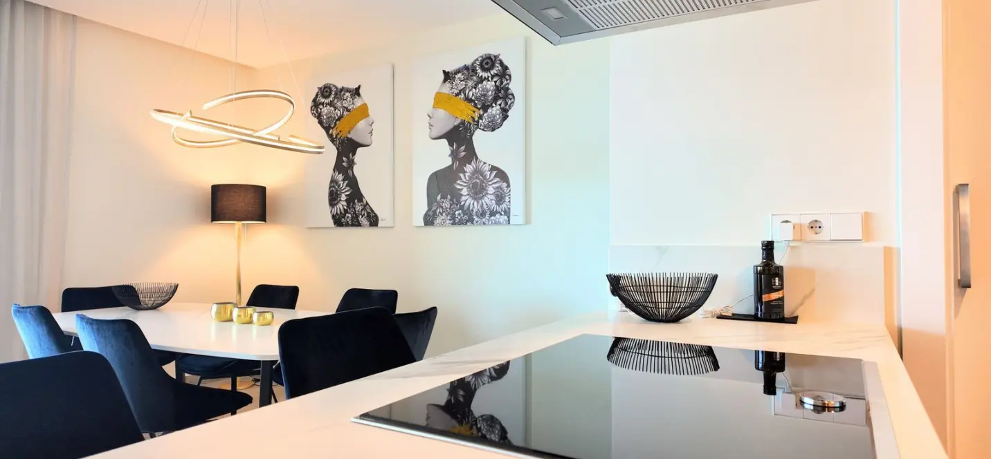 Sale of middle floor apartment in Benahavís 4