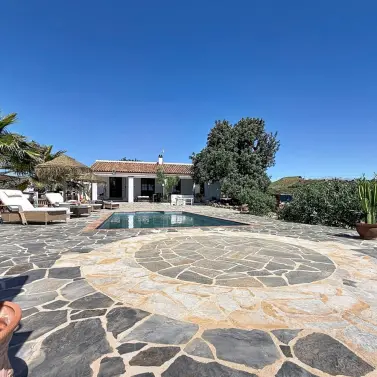 Venta de villa independiente en Vélez-Málaga