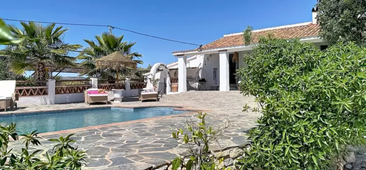 Venta de villa independiente en Vélez-Málaga 2