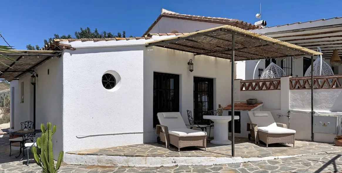 Продажа  отдельно стоящей виллы в Vélez-Málaga 26