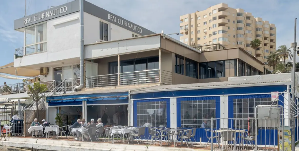 Продажа ресторана в Estepona 8