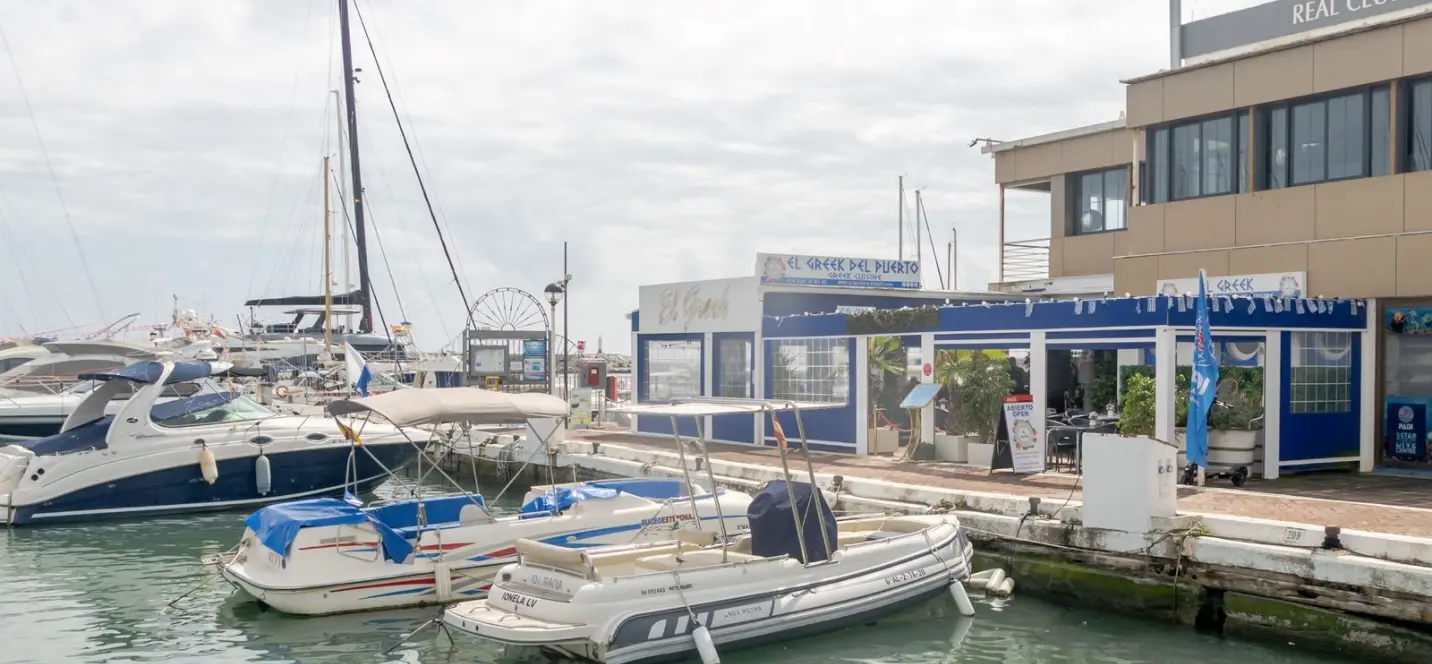 Sale of restaurant in Estepona 0