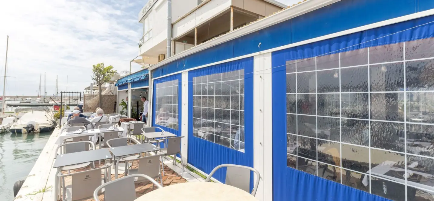 Sale of restaurant in Estepona 1