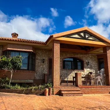 Venta de villa independiente en Valtocado