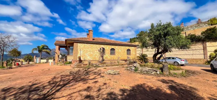 Venta de villa independiente en Valtocado 3