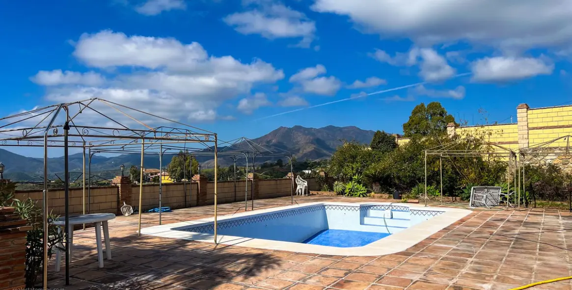 Venta de villa independiente en Valtocado 8