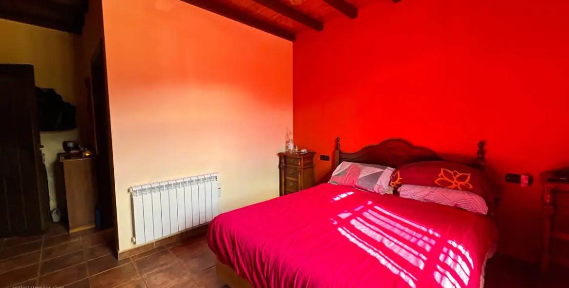 Sale of detached villa in Valtocado 20