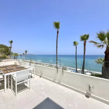 Venta de ático en Estepona