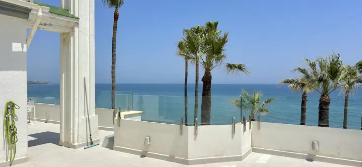 Venta de ático en Estepona 3