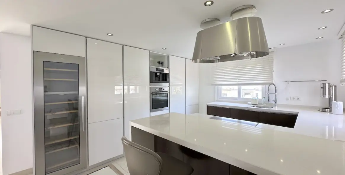 Venta de ático en Estepona 8