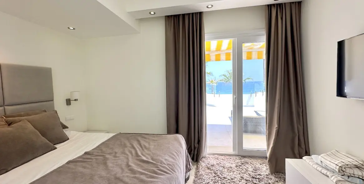 Venta de ático en Estepona 13